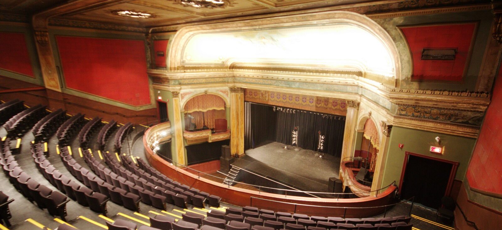 Théâtre Corona intérieur